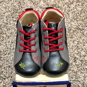 NEW Robeez Graffiti Ankle Leather Boot